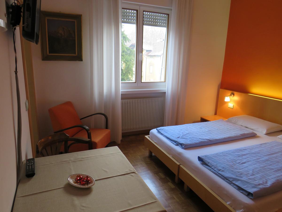 Garni Domus Mea Hotel Merano Luaran gambar